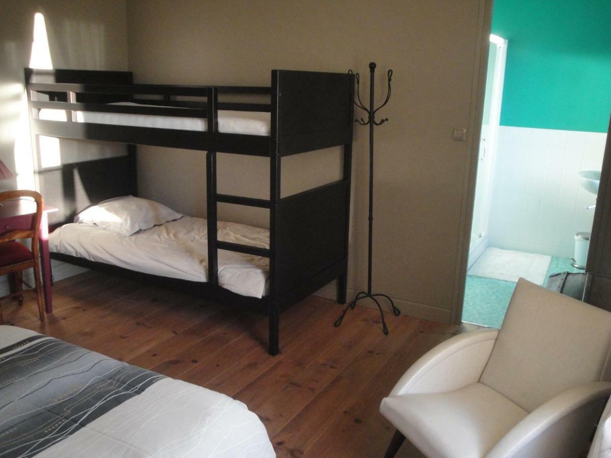Le Relais Des Capucines Bed and Breakfast Largnac Εξωτερικό φωτογραφία